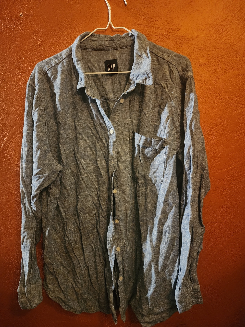 GAP Women's Casual Button-Down Shirt in Heathered Blue